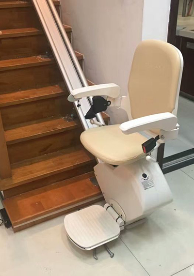 直線型座椅電梯(2)